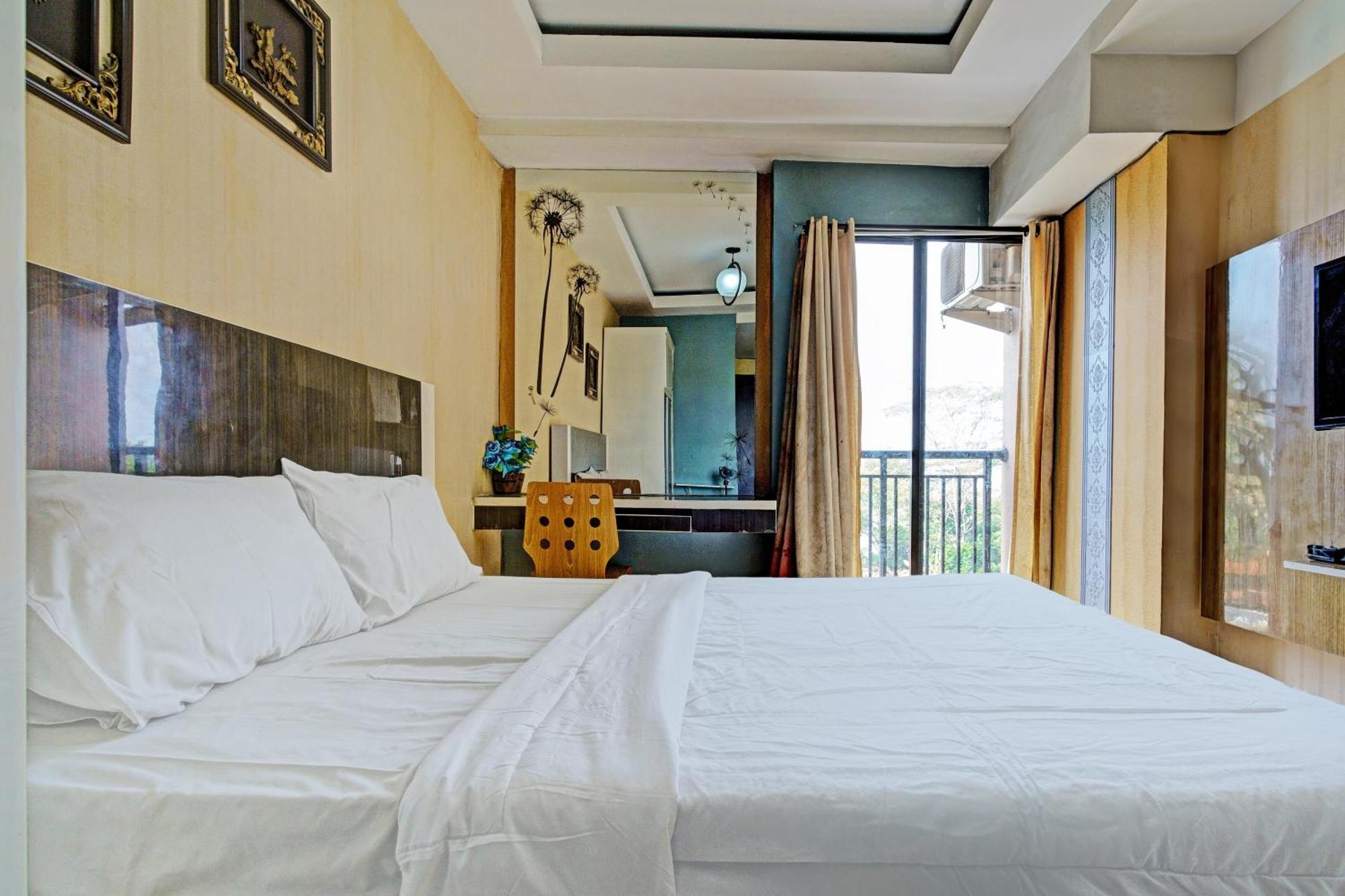 Oyo Life 93170 Apartement Gateway Cicadas By Mr Pro Bandung Exterior photo
